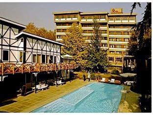 Hotel Broadway Srīnagar エクステリア 写真